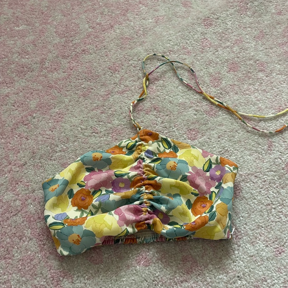 Zara floral halter top size xs